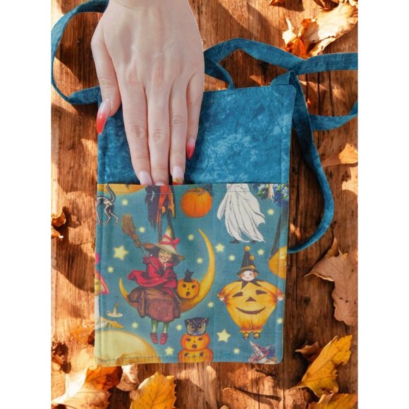 Witchy-Themed Handcrafted Crossbody Bag Zipper Closure Halloween - Picture 8 of 10